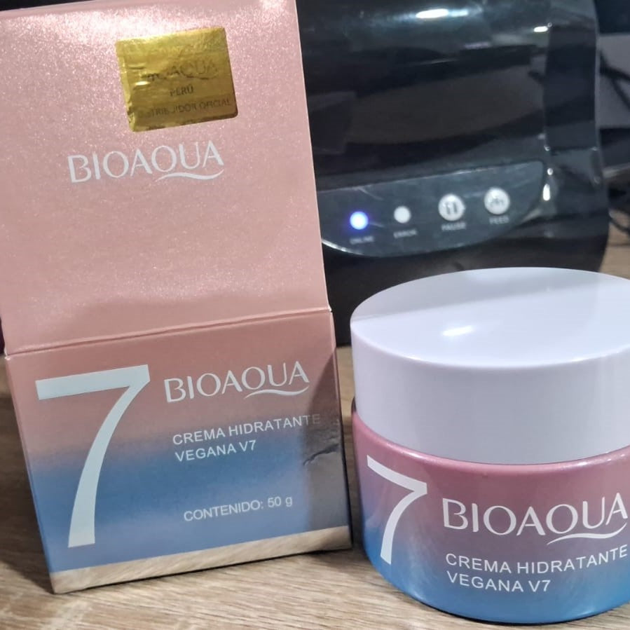 CREMA REVITALIZANTE V7 / ACLARADOR MAGICO VEGANA